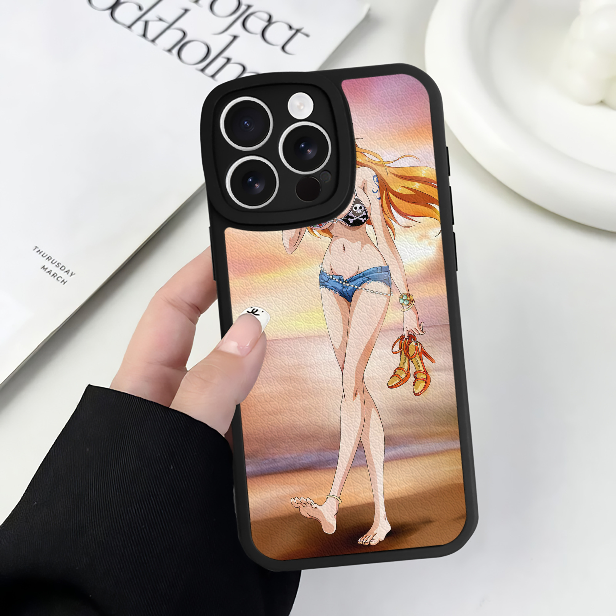 （画像用） ワンピース ONE PIECE 【iPhone 16シリーズ対応】シリコンスマホケース（レザー調） 材質：シリコン